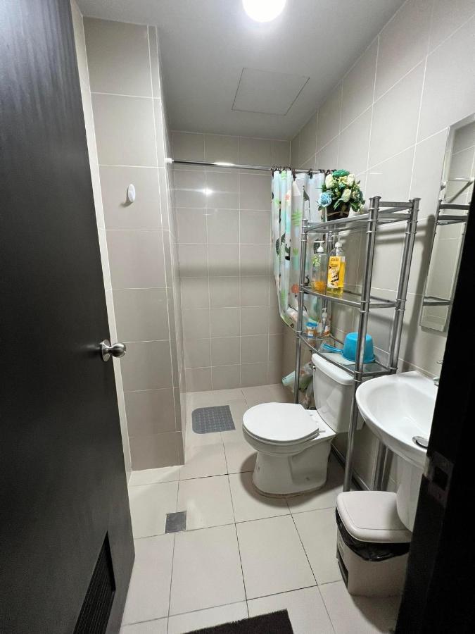 Manhattan Heights Towerb In Araneta Cubao 5Mins Walk To Smart Araneta Aparthotel Manila Exterior photo